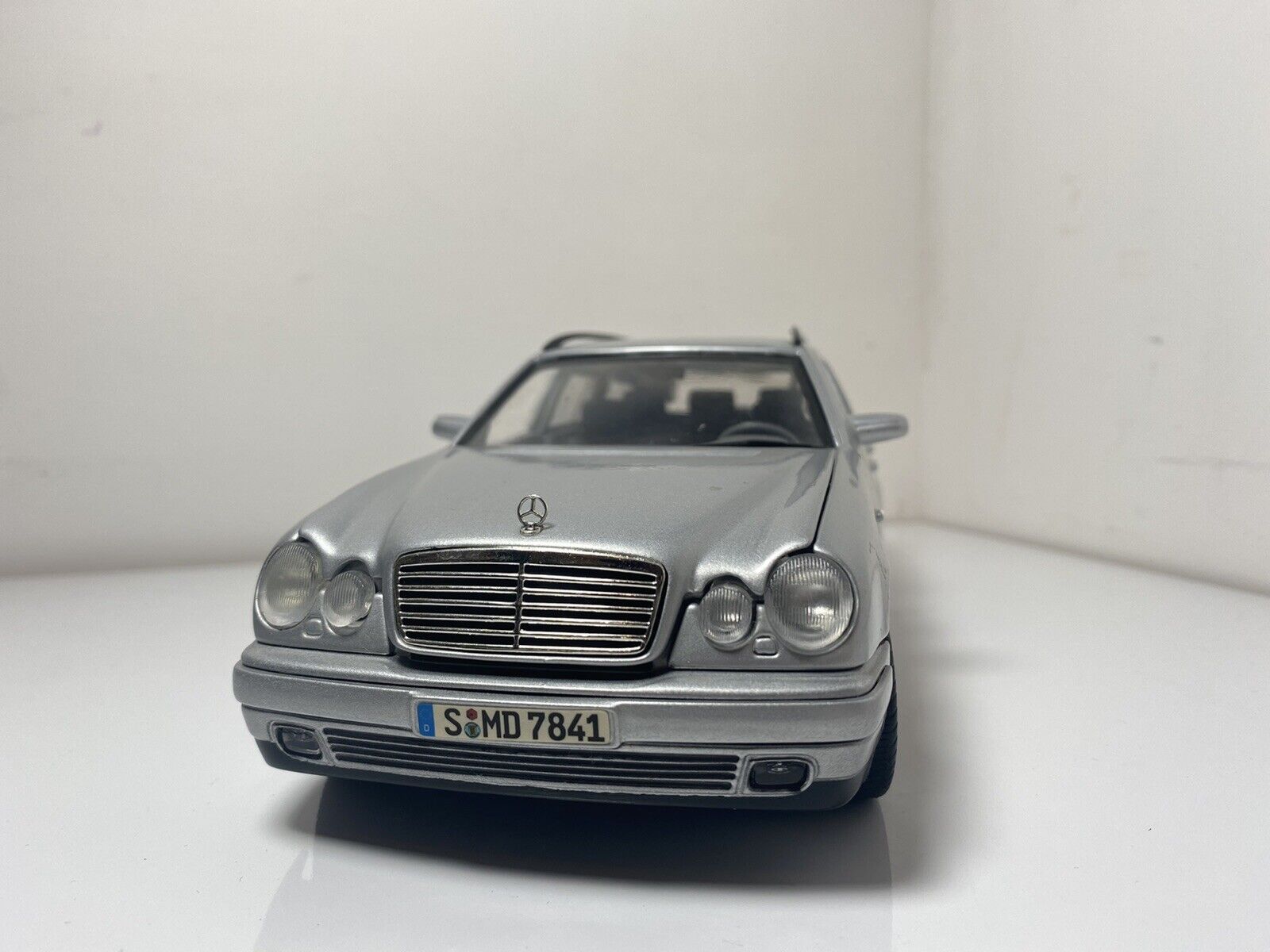 1: Anson Mercedes Benz E Class Wagon No Box