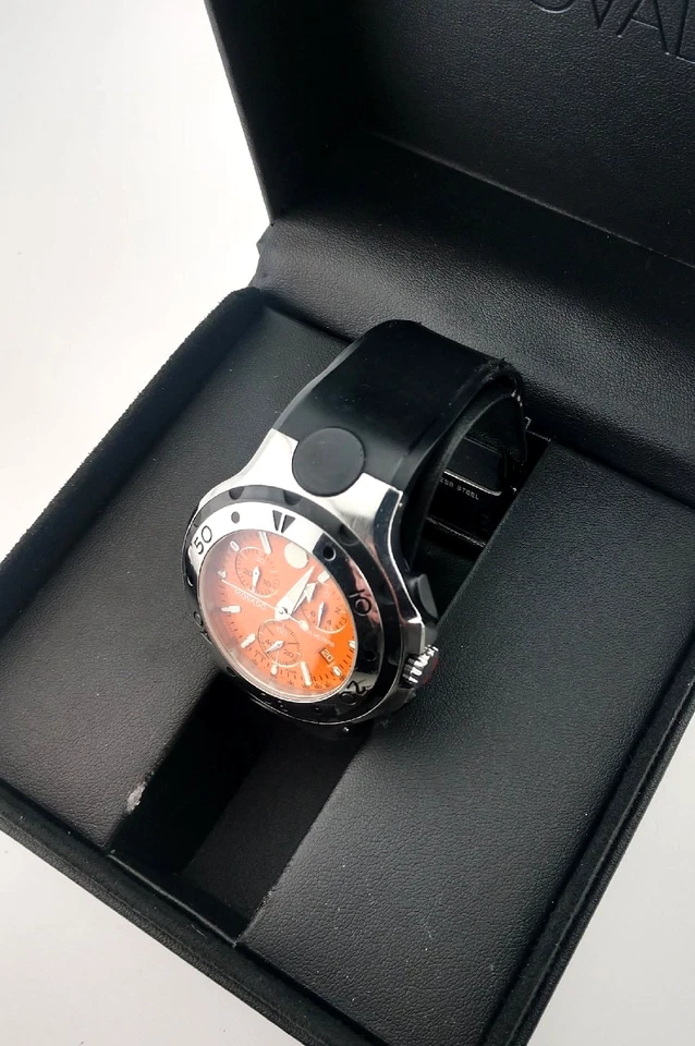 Relógio Movado Masculino Série 800 Cronógrafo SS/Raro Mostrador Laranja Modelo #84.C5.1896.1 - Imagem 4 de 4