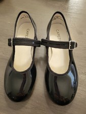 Girls Capezio Black Patent Tap Shoes Size 13 M EXCELLENT Condition