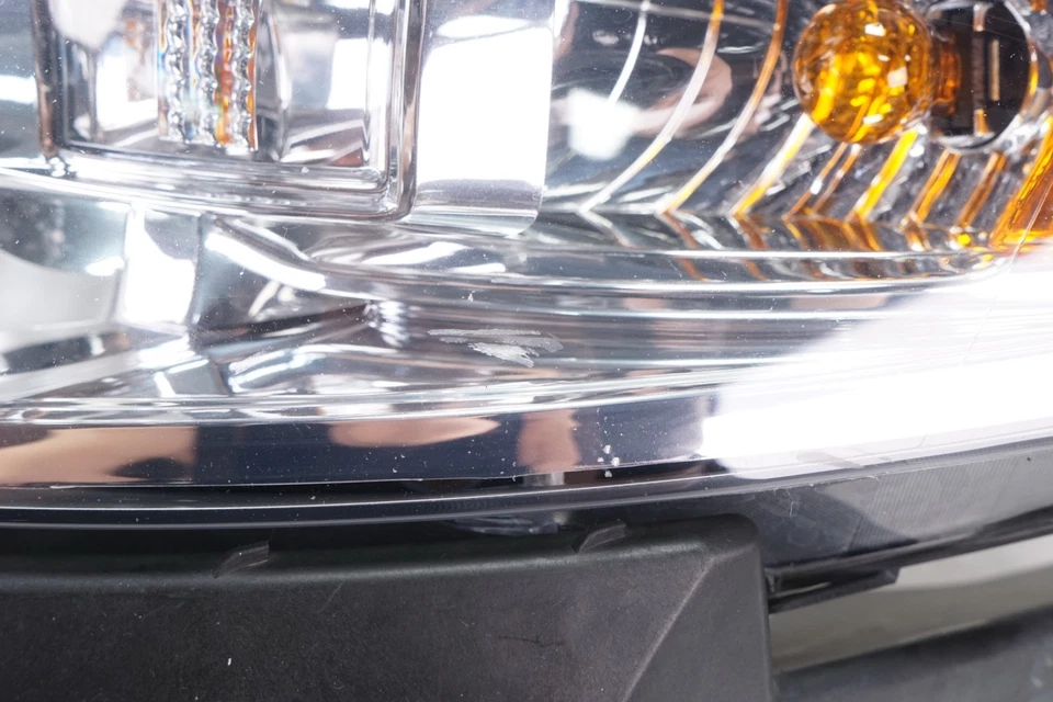 LINCOLN MKS Left LH Headlight Headlamp Xenon OEM 2009 - 2012 - Image 4 of 4