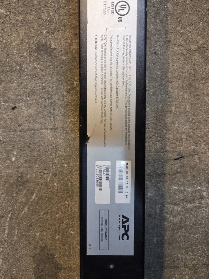 Lot of 2 APC-AP7832 Metered Server Rack PDU 120V 16A 24 Outlets power strip - Image 3 of 4