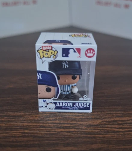 2026 Topps Series 1 Aaron Judge FUNKO BITTY POP FIGURINE Super Box NY Yankees