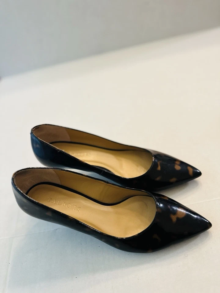 Talbots Negro y Marrón Estampado Animal Oficial Gatito Tacones Zapatos EE. UU. Talla 7.5M Foto 2 de 4