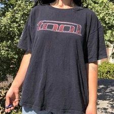 #T.o.o.l band t-shirt, vintage shirt, unisex shirt, classic rock vibe