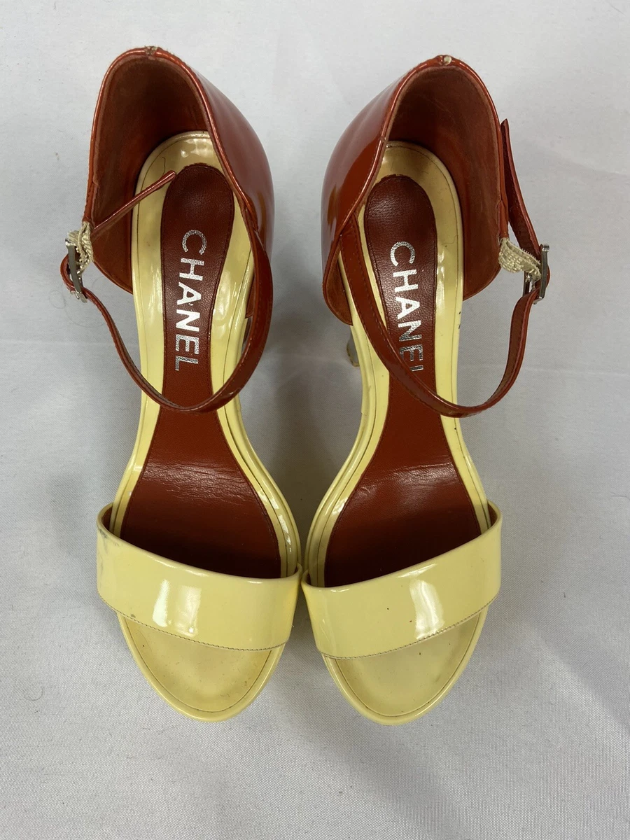 CHANEL Slingbacks Beige & Black Goatskin & Grosgrain G31318 Size 42 –  Jewelsunderthesea