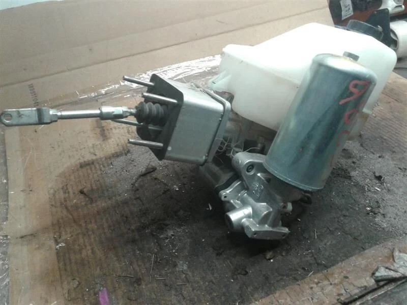 Nissan NV1500 NV2500 NV3500 2012-2020 OEM potenciador de freno asistencia hidráulica Foto 2 de 2