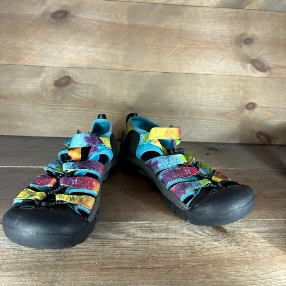 Keen Newport Crianças Juventude Tamanho 4 Sapatos Multicoloridos Tie Dye Arco-íris Conforto Sandálias - Imagem 3 de 4
