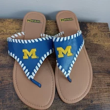 University of Michigan Wolverines U of M Sandals Women's Size 8 Thong Flat