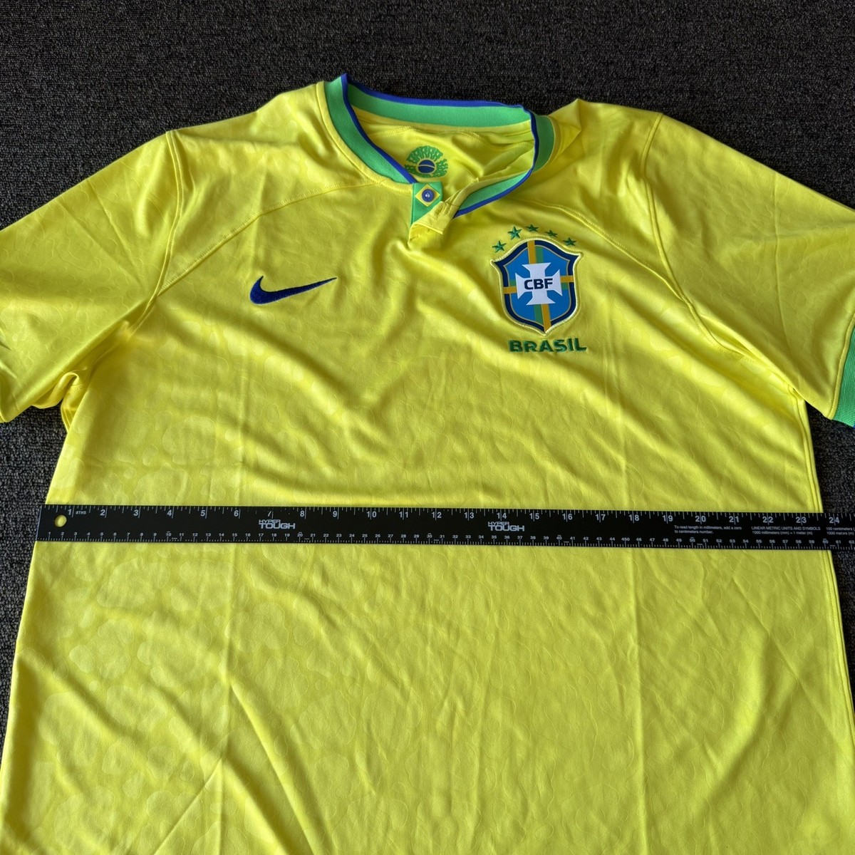 Nike Brazil 2022-2023 Home Soccer Jersey Men's Size XL DN0680-741