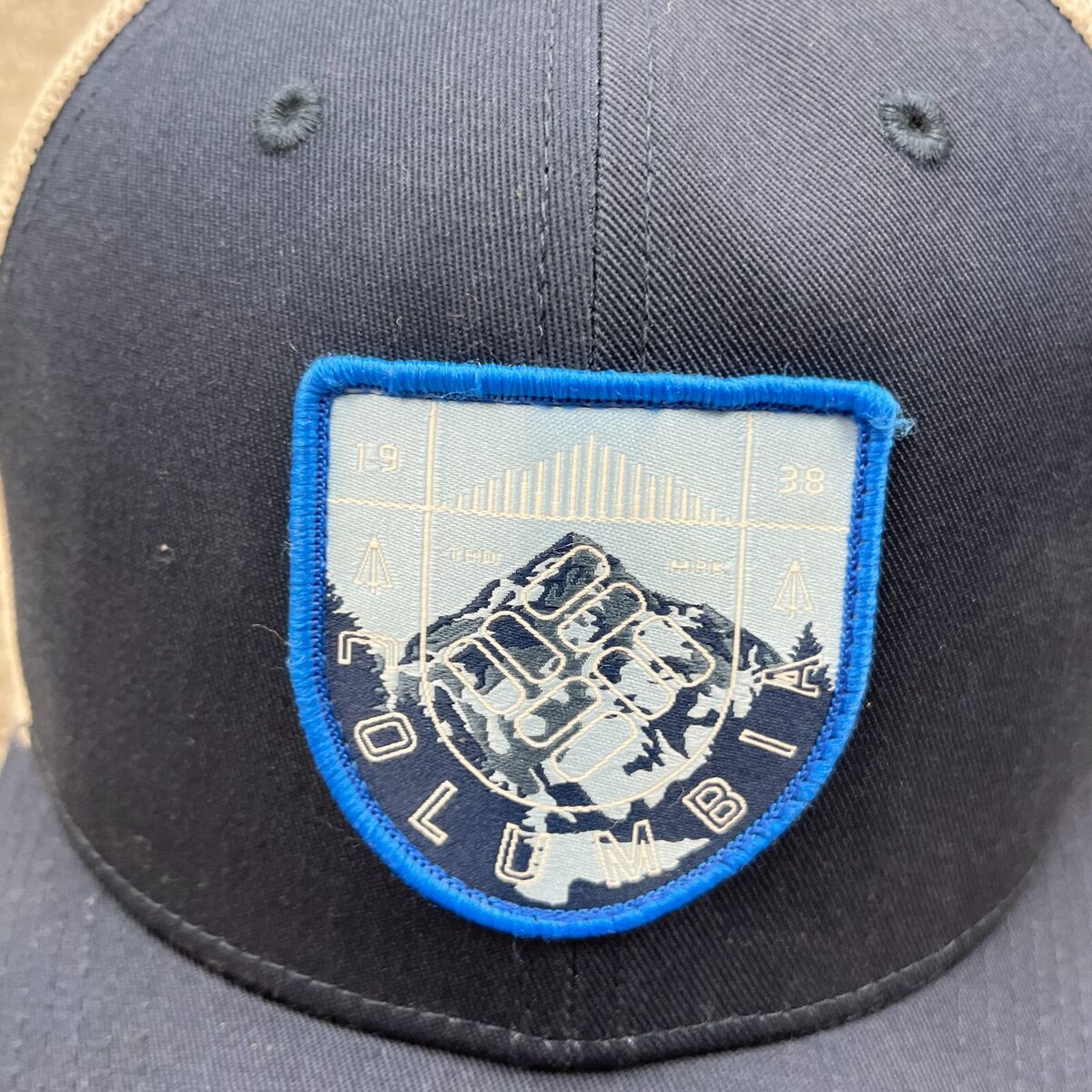 Columbia Hat Cap Snap Back Blue White Mesh Trucker Base Ball