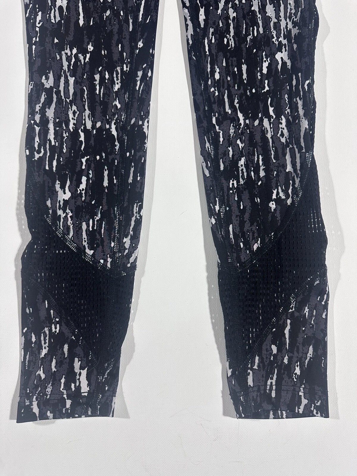 beyond-yoga volnočasové strečové síťovina leggings