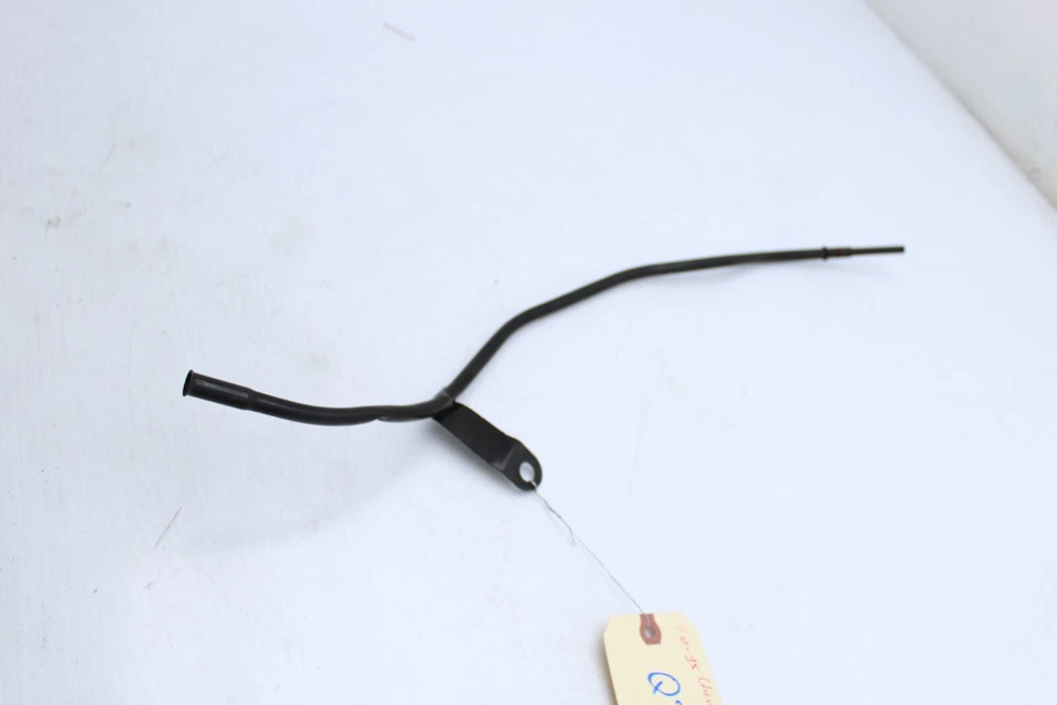 10-15 CHEVROLET CAMARO SS ENGINE OIL DIPSTICK TUBE Q2468 - Image 4 of 4
