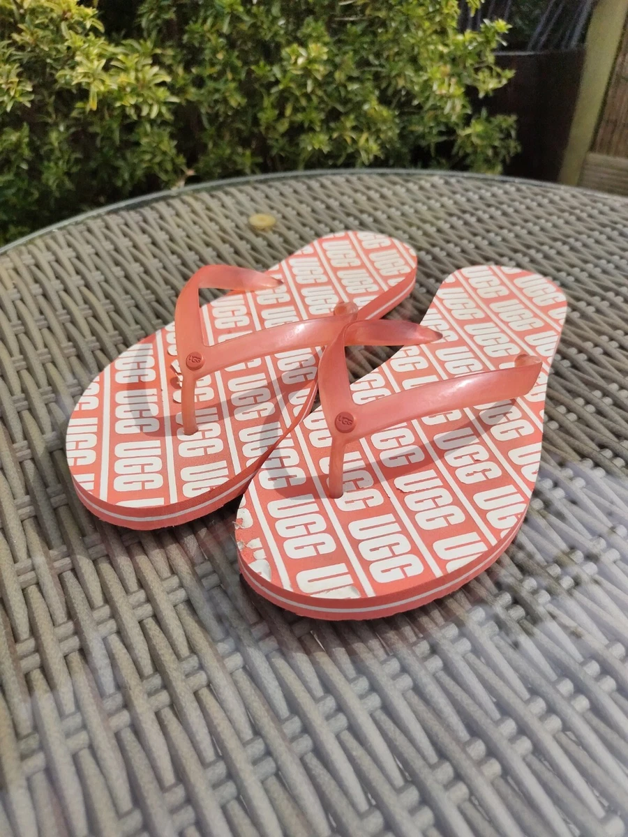 Women s UGG Graphic Logo Flip Flop. UK SIZE 8. Coral Colour eBay