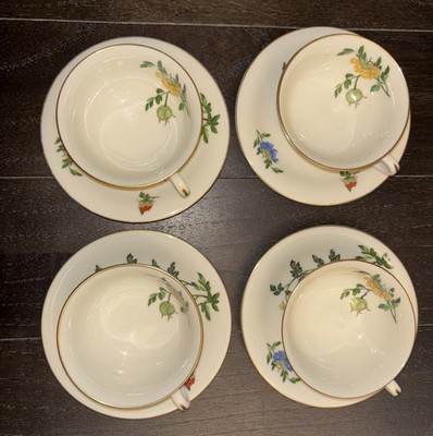 Vintage Castleton Floral Teacup and Saucer USA  MaLin Ching Chih Yee Set Of 4
