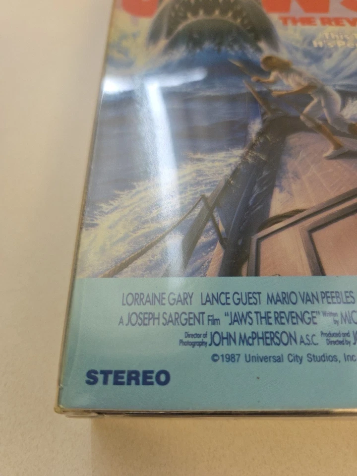 Jaws The Revenge VHS 1987 Video Tape Cult Horror Thriller NOT TESTED - Image 2 of 4