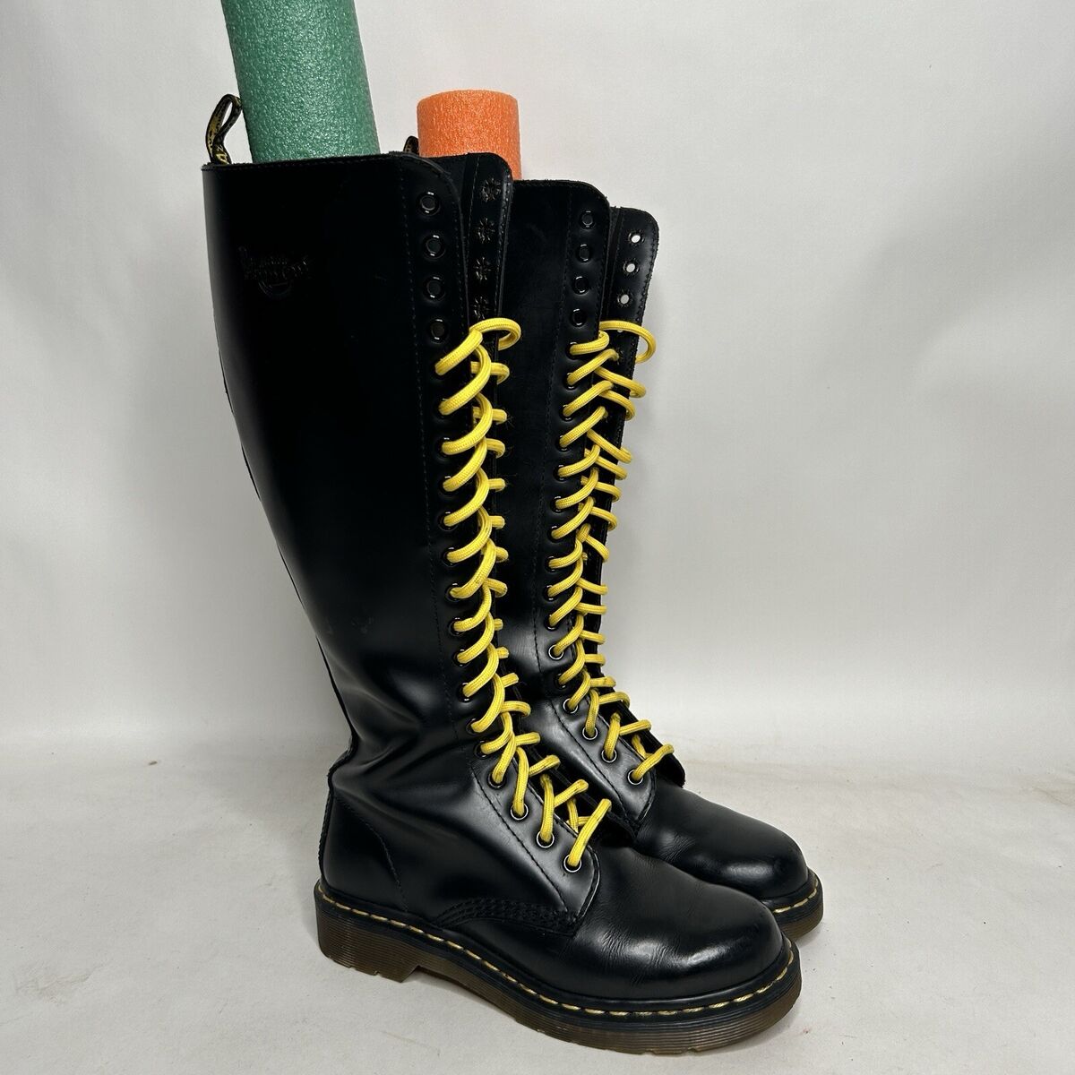 Dr. Martens 12270 20 Eye 16 Dr. Martens 12270 20 Eye 16
