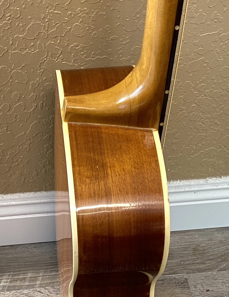 Guitarra acústica... Foto 4 de 4