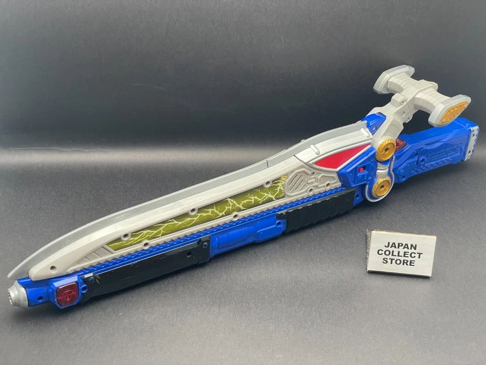 BANDAI Power Rangers Dino Super Charge - Sable Ptera dorado con 3 cargadores Foto 3 de 3