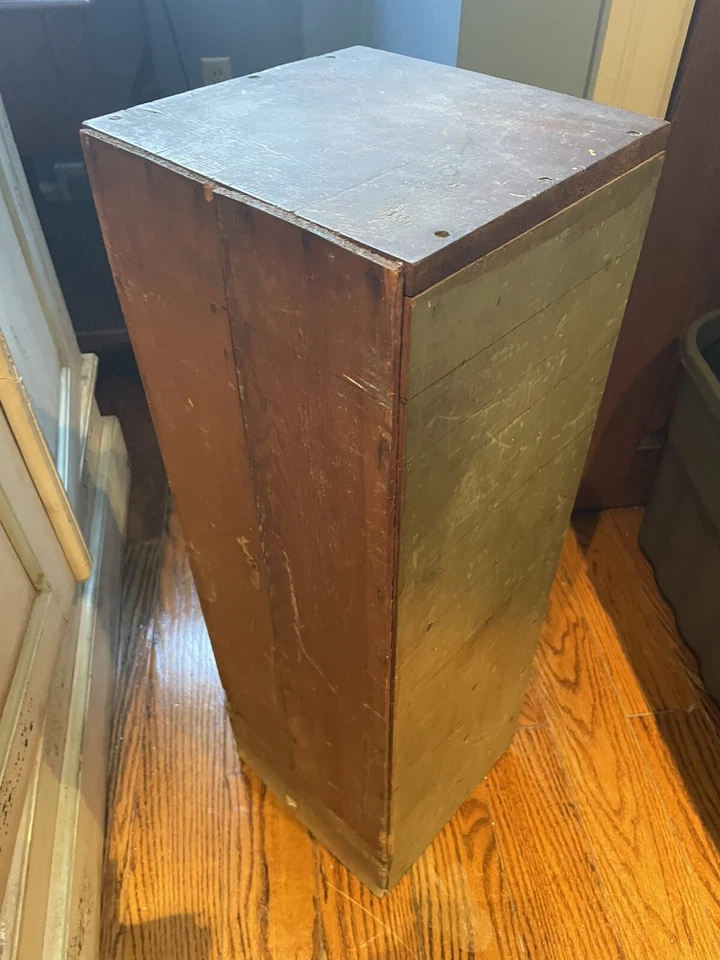 Armario de madera vintage con 9 cajones - 10” X 10” X 31” - muy bueno Foto 3 de 4