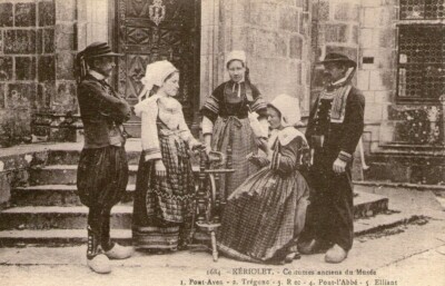 H27 / DEPT 29 POSTCARD KERIOLET WOMEN ON THE WHEEL +2 MEN NEW UNTRAVELED SEE BACK