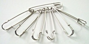 3" Extra Large Safety Pins Sewing Shop Hobbies Display Keys Fabric 7 Pieces  New