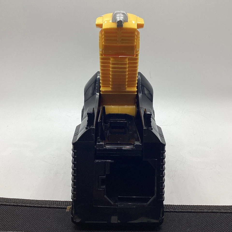 Power Rangers: Mighty Morphin - Equipo de Asalto Griffin Thunderzord Amarillo Foto 4 de 4