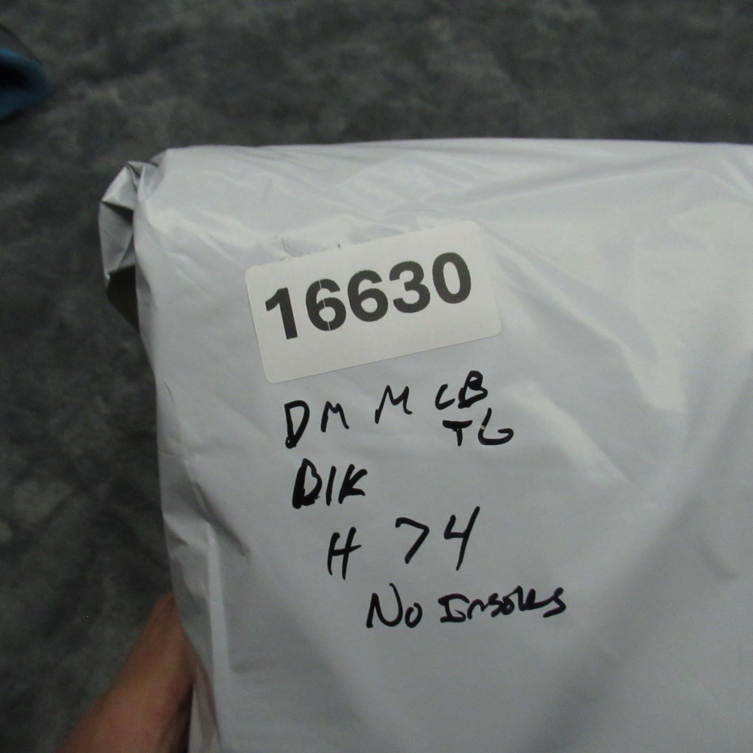 Dr Martens Rhodes Chukka Boots Mens 12 Black Leather Lace Up Chunky Casual