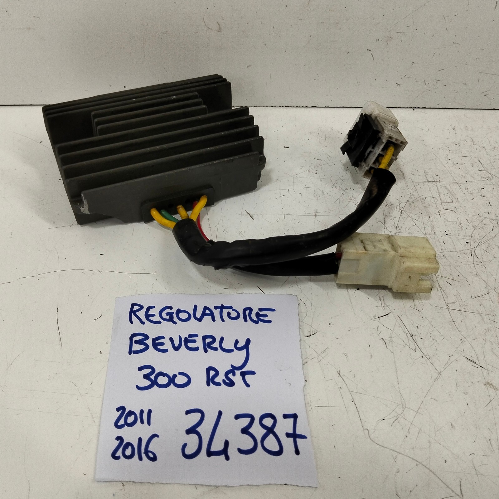 REGOLATORE DI TENSIONE PIAGGIO BEVERLY 300 RST 2011  2016 VEDI📷