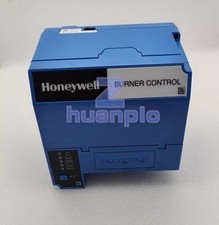 1PCS New HONEYWELL Burner Control RM7895D1011