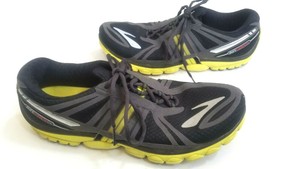 brooks pure cadence 2 men