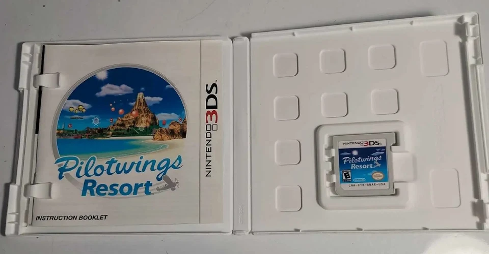Pilot Wings Resort  (Nintendo 3DS, 2011) CIB - Untested - Image 3 of 4