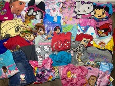 Vintage Y2K Modern Character Girl Clothes 29 Piece Lot Shirts 4T Hello Kitty
