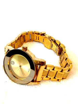 SKMEI gold-tone wristwatch unisex champagne dial with a single crystal