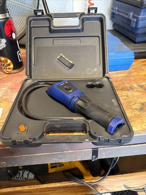 TIF RX-1A REFRIGERANT LEAK DETECTOR includes case and manual