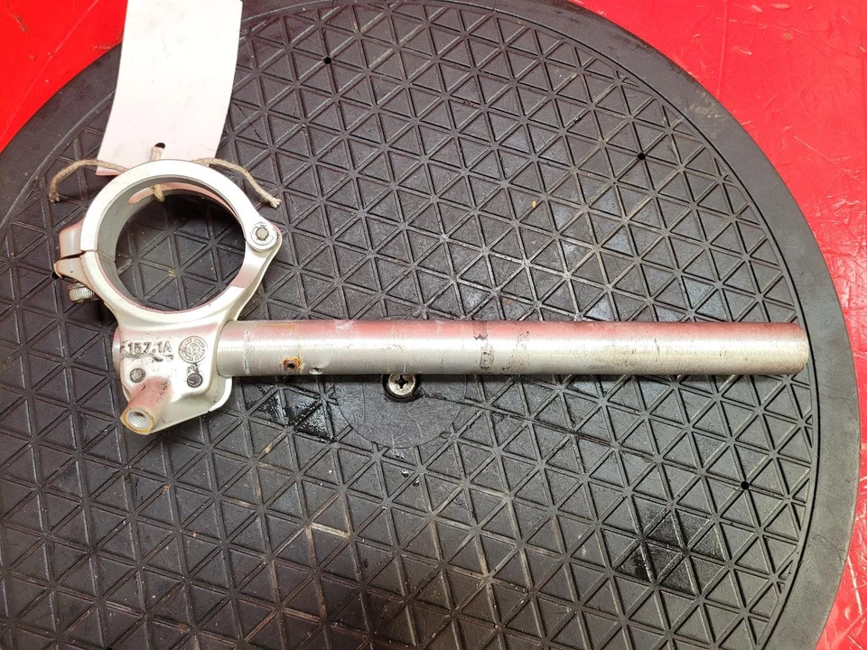 2014 DUCATI PANIGALE 899 RIGHT HANDLEBAR - Image 2 of 4