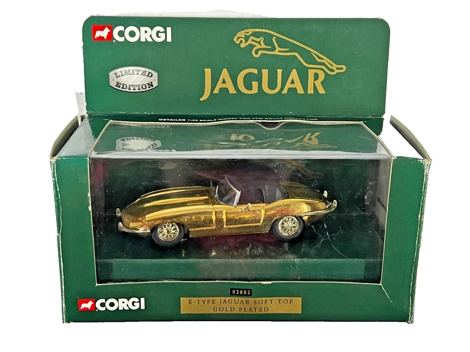 Jaguar E-Type Soft Top Gold-Plated 1:43 Scale 02802 Corgi Limited Edition  Boxed - Image 3 of 4