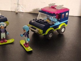 2 LEGO Friends 41321 Snow Resort Off-Road Pre Owned Assembled Retired