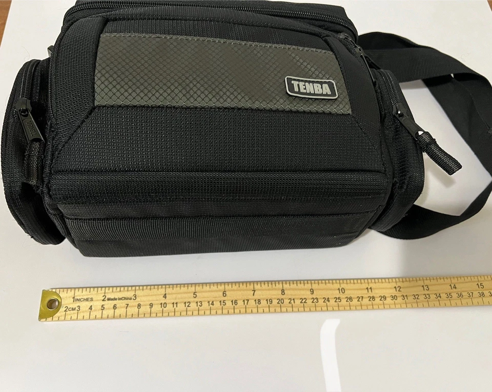 Tenba Camera Bag With Adjustable Shoulder Strap Black Small 12 Inches - Image 4 of 4