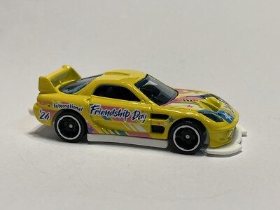 Hot Wheels New 2024 24/ Seven / International Friendship Car
