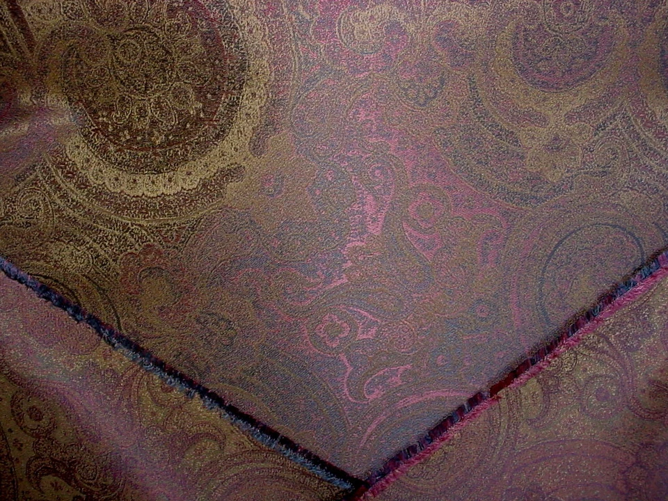 11-1/4 Mulberry FD464 Pondicherry Silk Mauve Bohemian Paisley Upholstery Fabric - Image 4 of 4