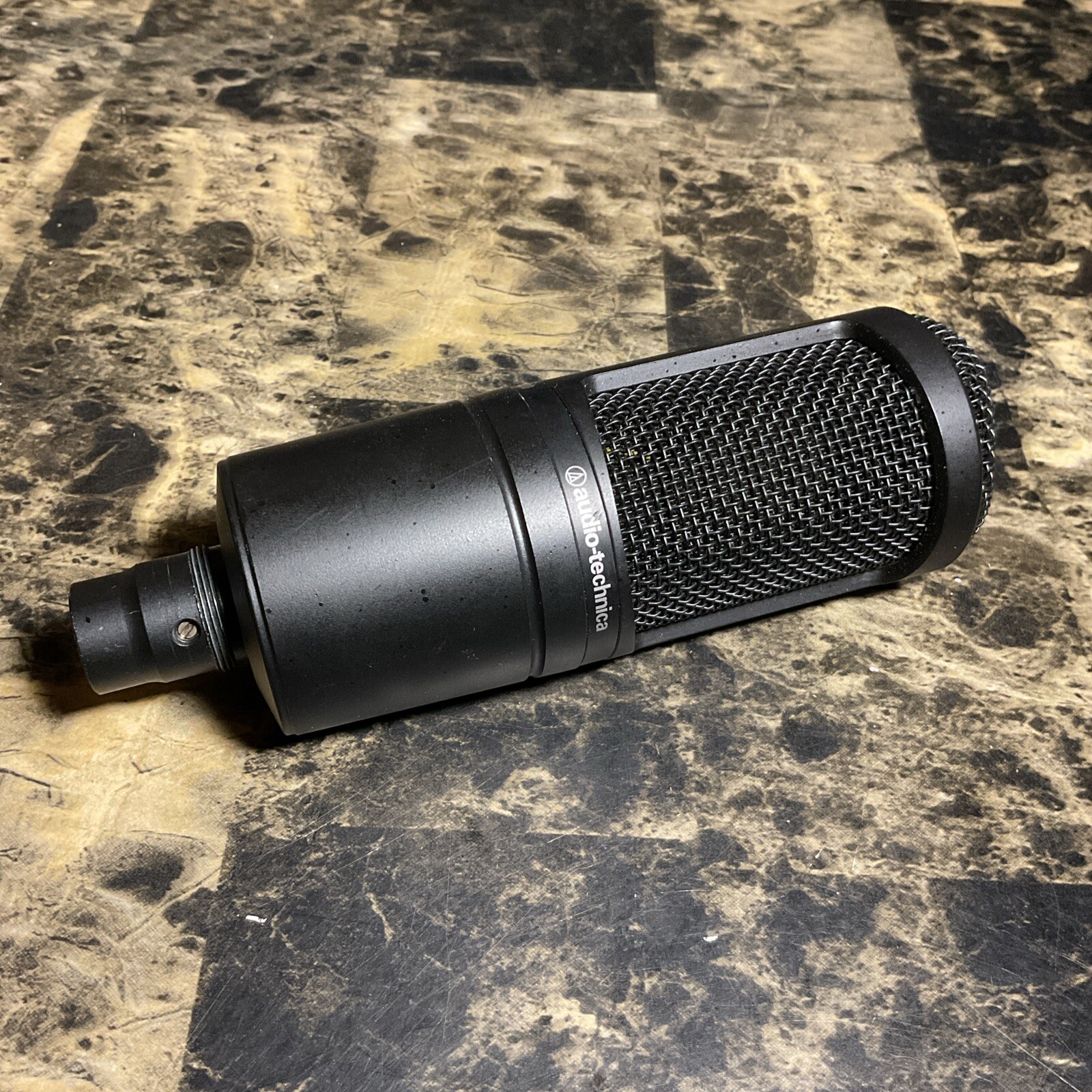Audio Technica P48 20 Hz - 20 kHz Cardioid Condenser Microphone AT2020