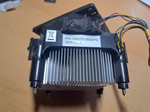 ASUS Kühler + Lüfter 4-Pin P/N: 13G075135022H2