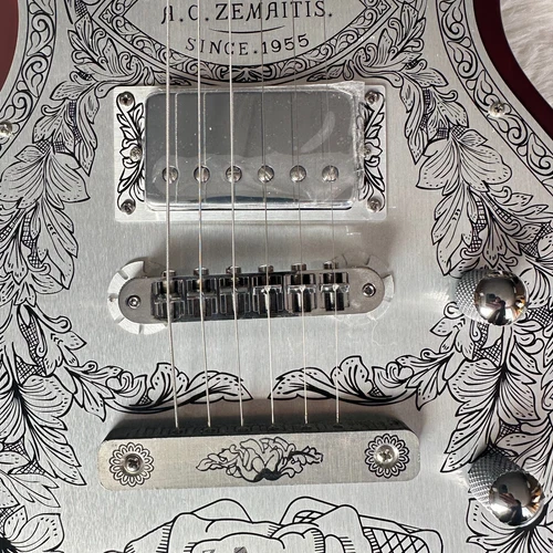 Custom Poker face Electric guitar Aluminum panel chromium hardware Mahogany body - Picture 6 of 7