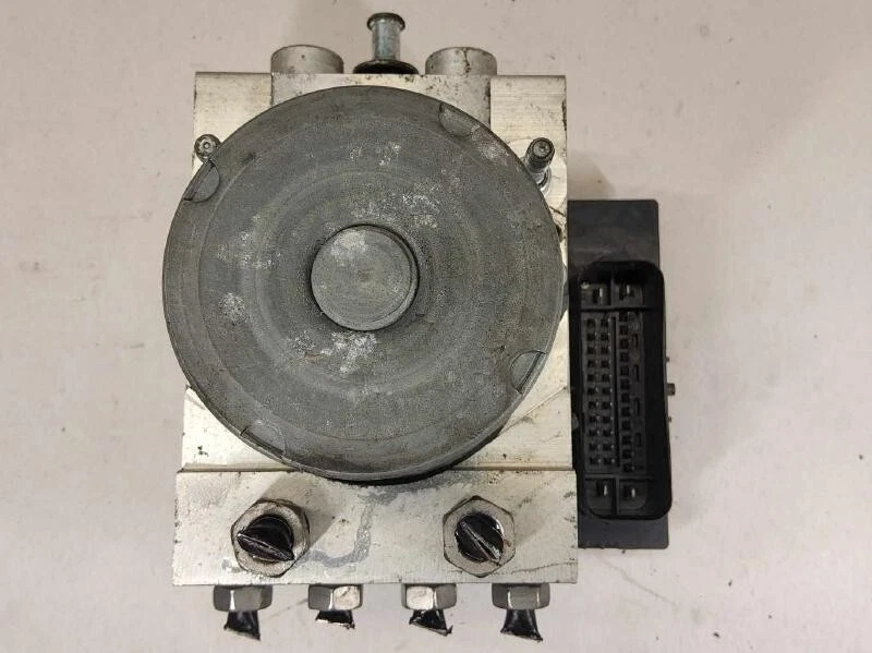 2009-2013 Chevrolet Silverado Sierra 1500 ABS Anti Lock Brake Pump Assembly Oem - Image 2 of 4