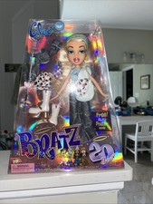 2021 MGA 20th Anniversary Years BRATZ CLOE Doll NEW MINT in BOX