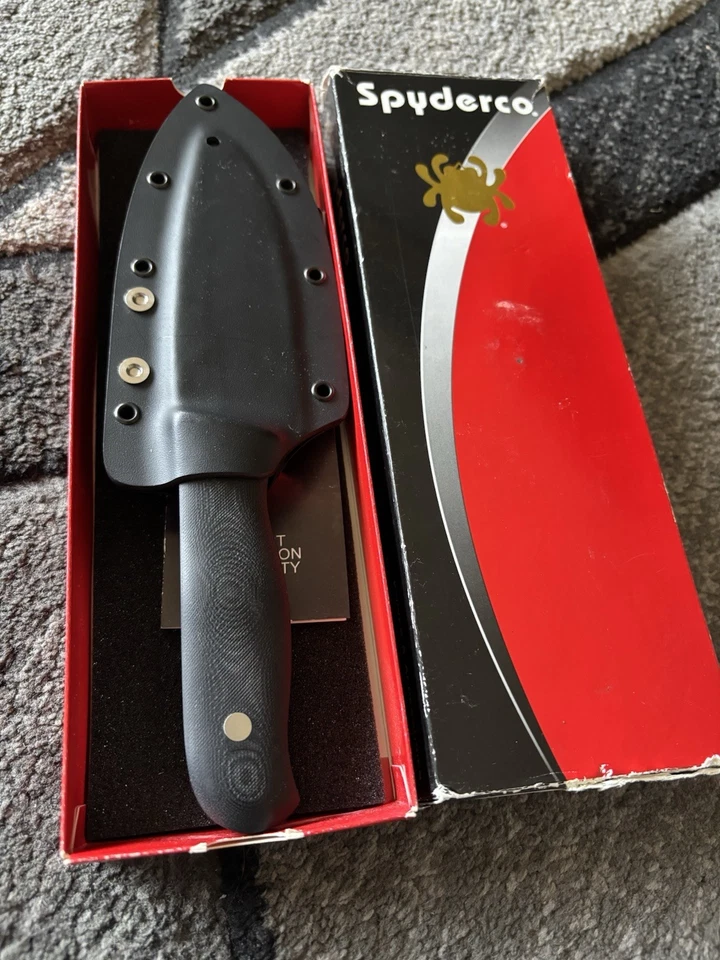 Spyderco Serrata FB32GP Knife 4.625 Cast 440C Blade Black G10 BoltSheathn New !! - Image 2 of 4