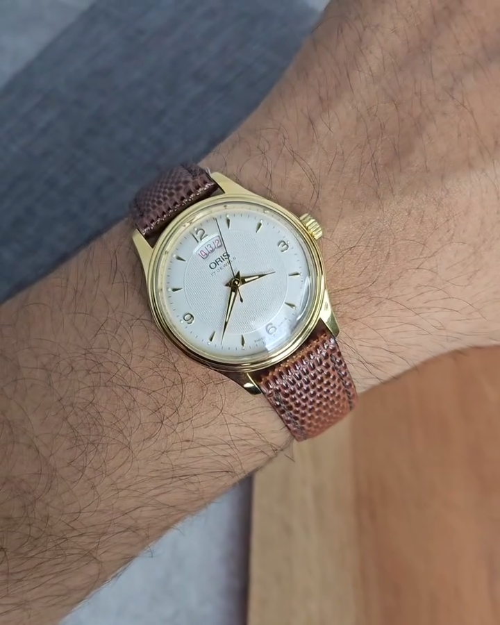 RARE Oris Triple Date 7429 17Jewel Manual Winding Swiss Made Watch