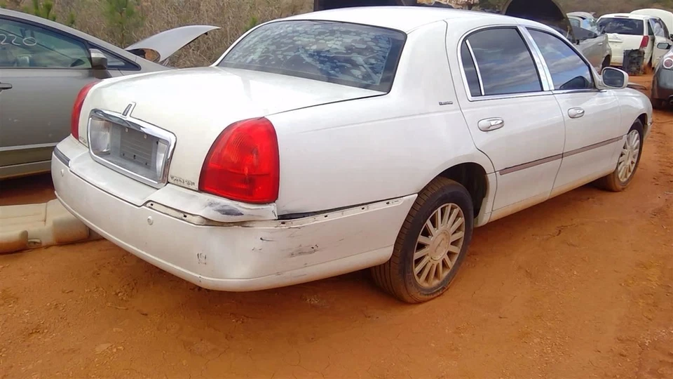 Eje de transmisión trasero 117,7" Wb compatible con 98-11 Lincoln Town Car OEM Foto 3 de 4