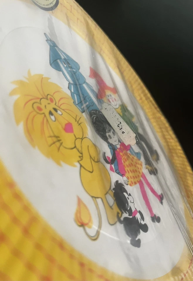 NOS New Vintage Wizard of Oz Hallmark Paper Party Plates 9" Set of 8 Birthday - Image 4 of 4