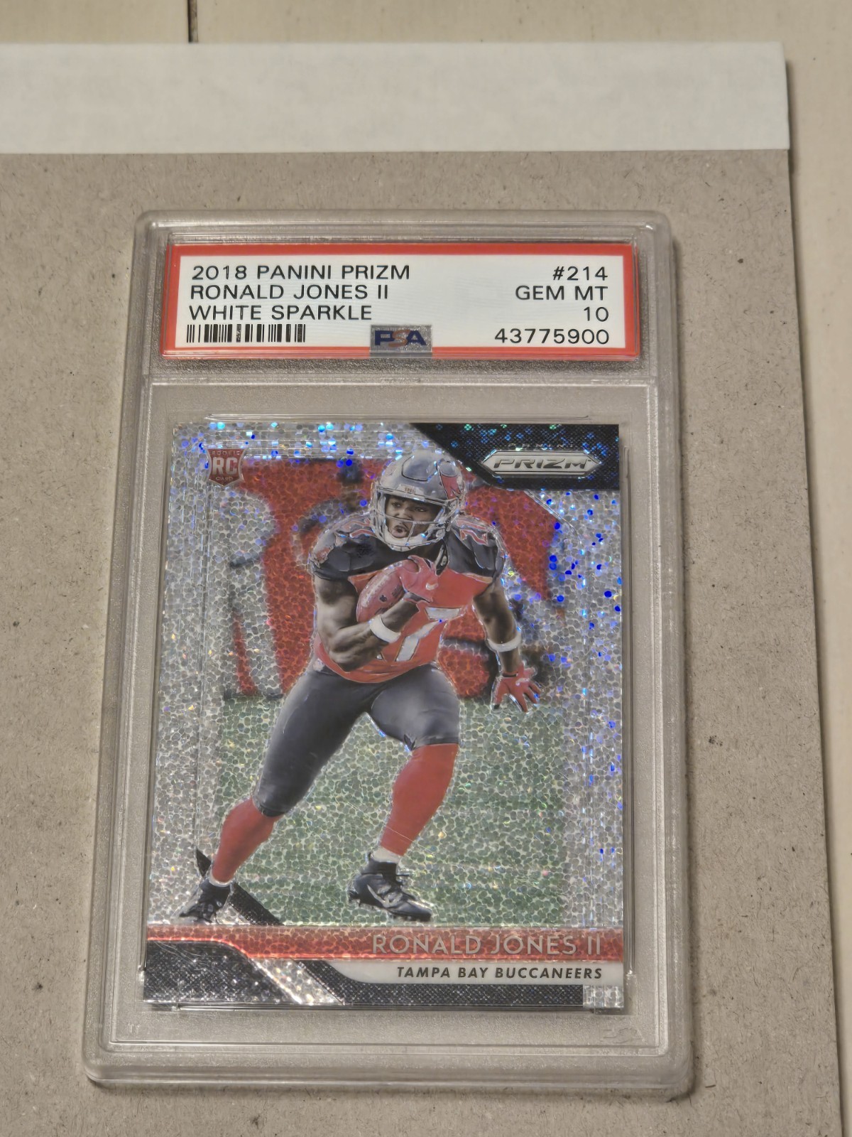 2018 Panini Prizm Ronald Jones II White Sparkle RC #214 PSA 10 Gem Mint POP 2